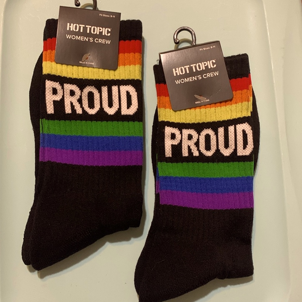 Proud Rainbow Crew Socks (1pair)
